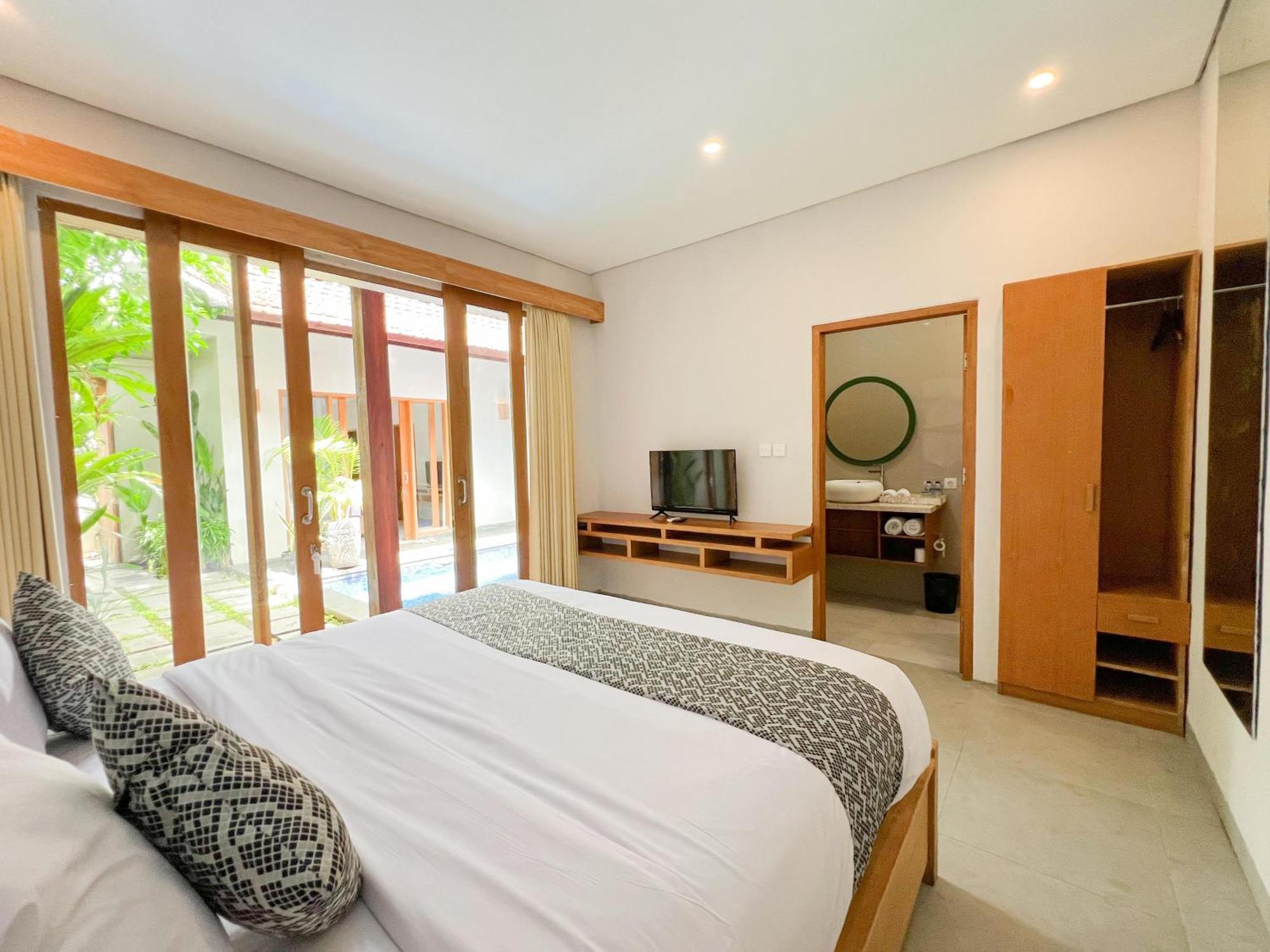 Apple Villa&Suite Seminyak Exteriör bild