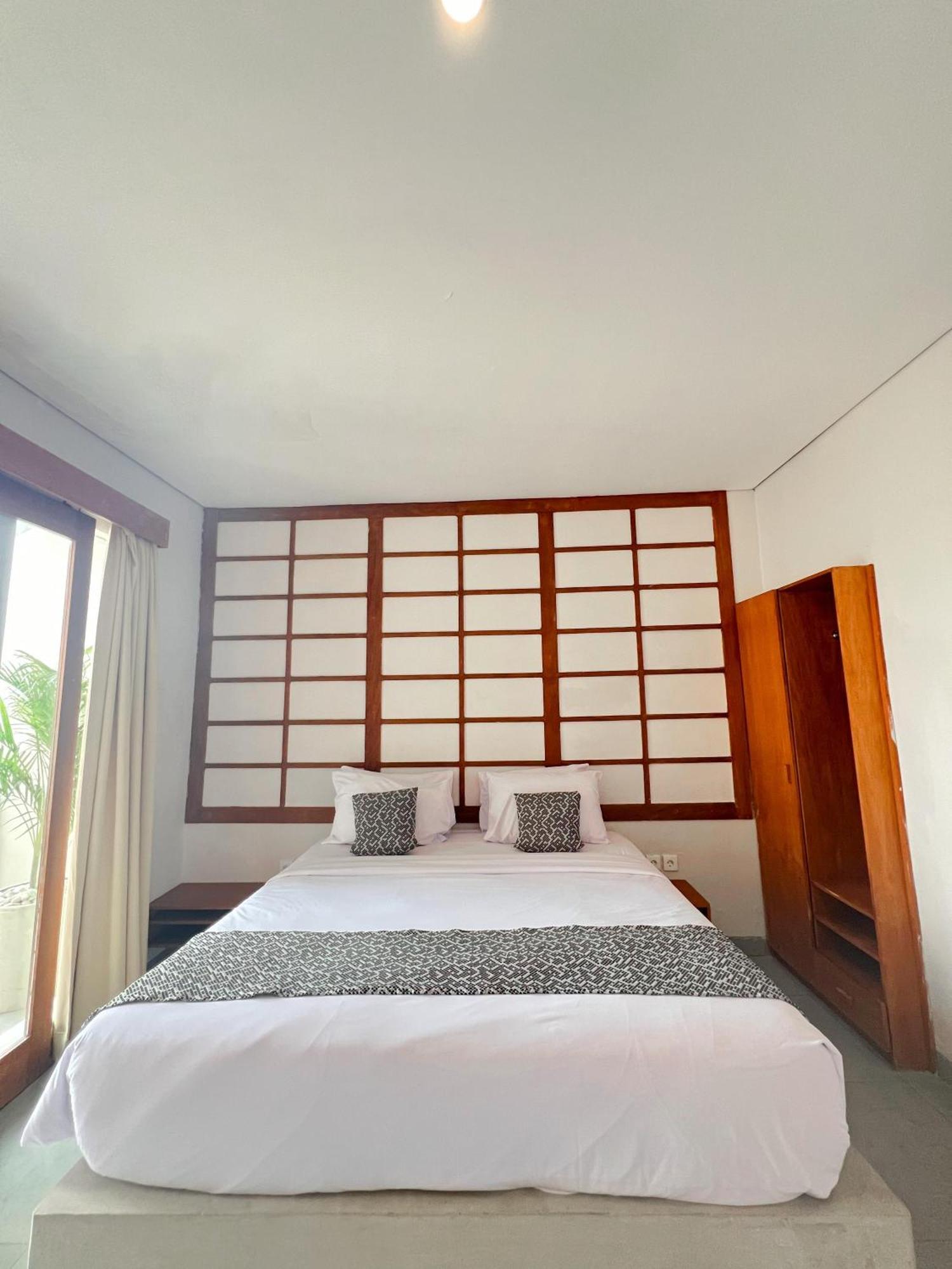 Apple Villa&Suite Seminyak Exteriör bild
