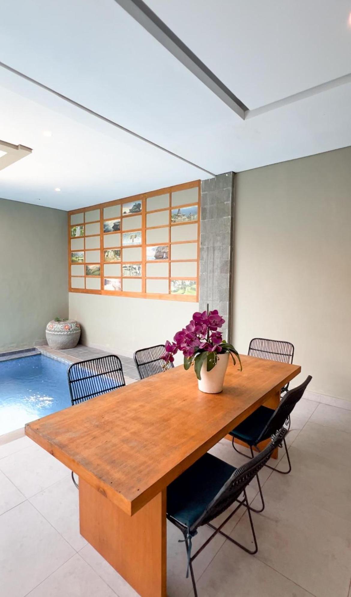 Apple Villa&Suite Seminyak Exteriör bild