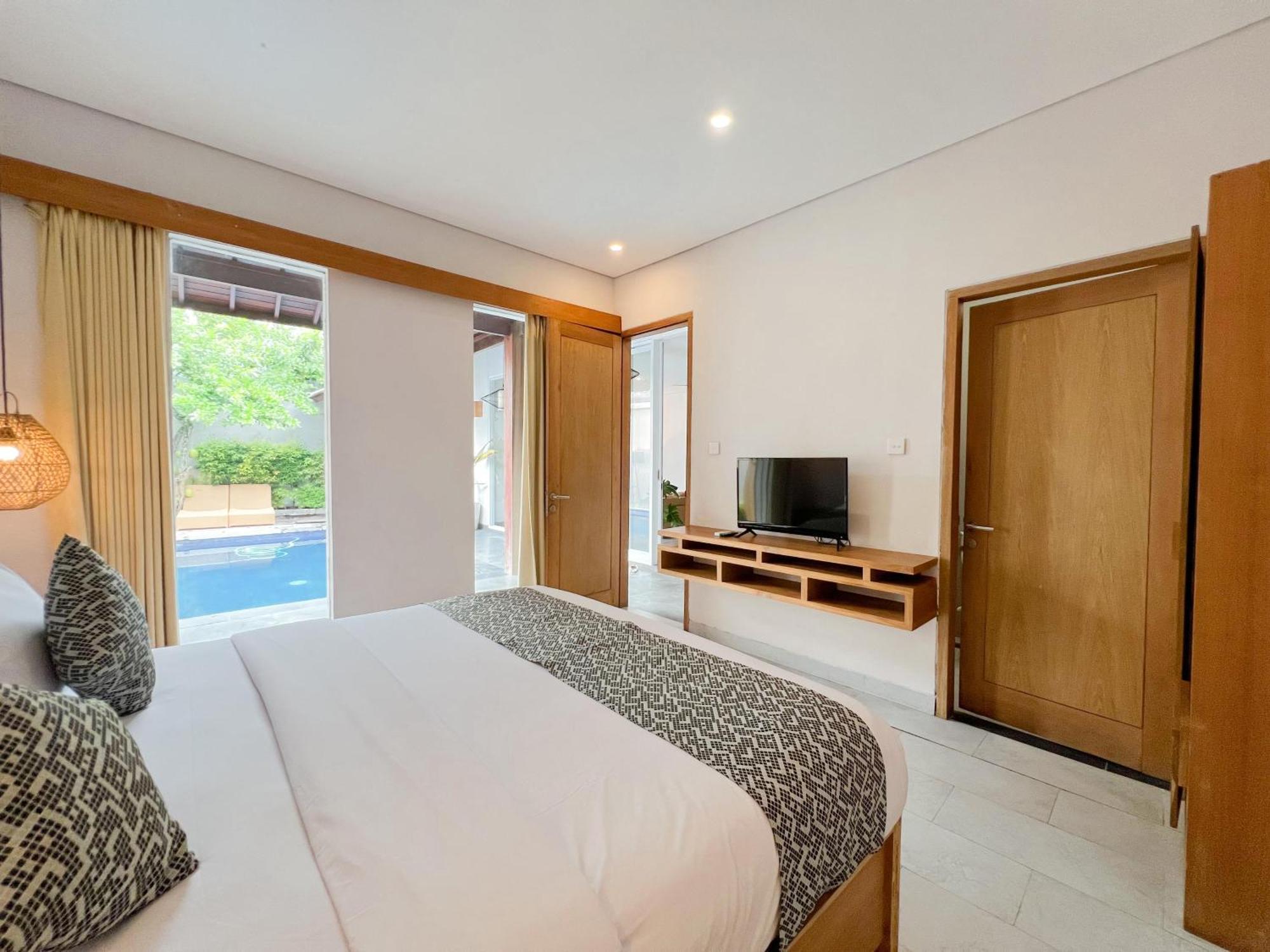 Apple Villa&Suite Seminyak Exteriör bild